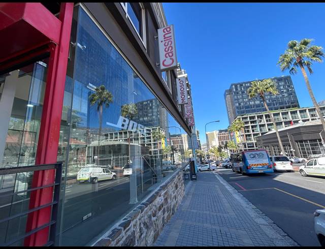 205M² RETAIL TO LET IN DE WATERKANT